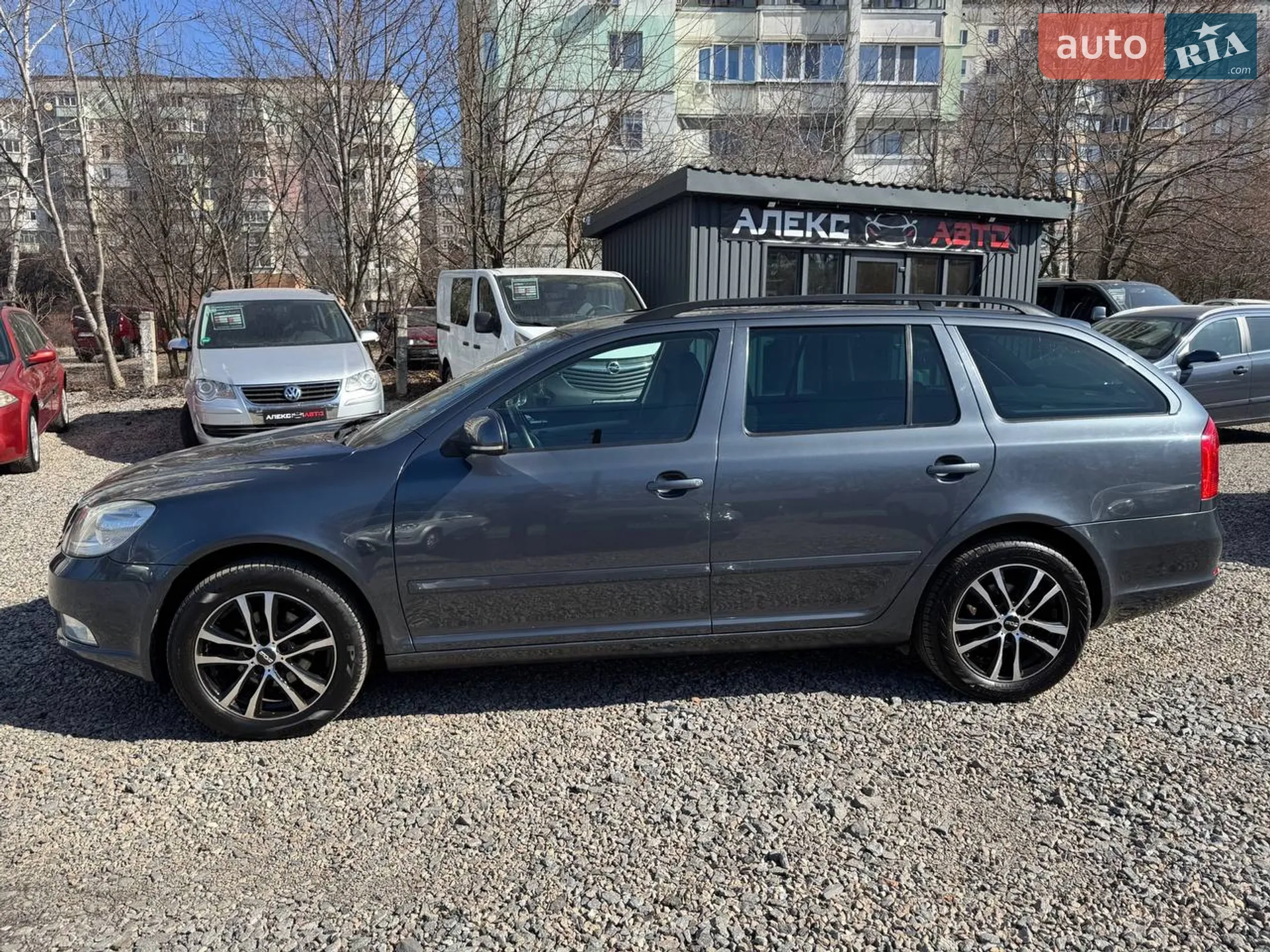 2010 Skoda Octavia - мініатюра 10