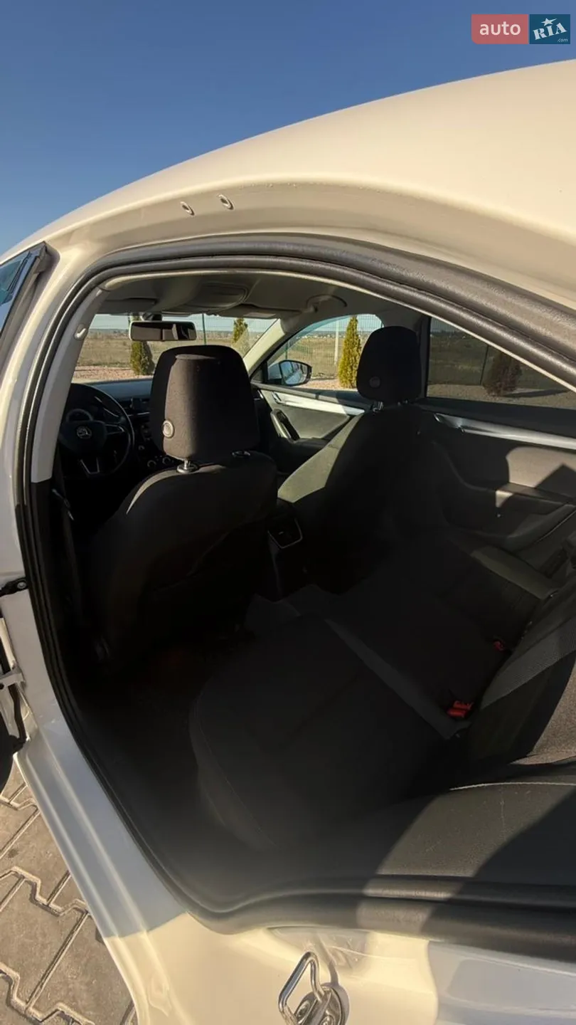 2019 Skoda Octavia - мініатюра 15