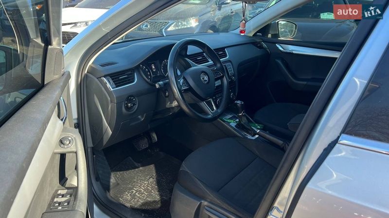 Лифтбек Skoda Octavia 2015 в Полтаве