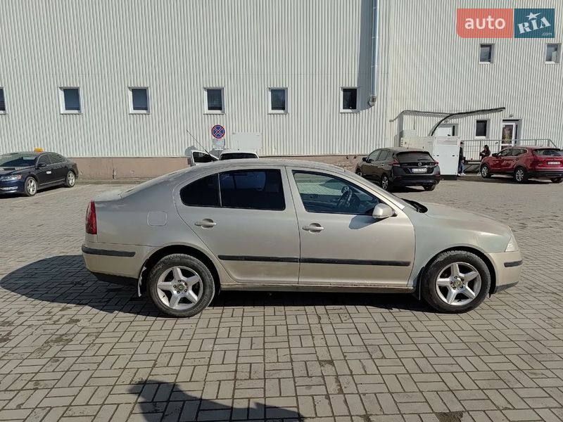 Ліфтбек Skoda Octavia 2005 в Львові
