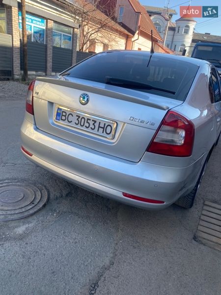 Лифтбек Skoda Octavia 2012 в Ивано-Франковске