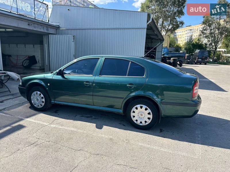 Лифтбек Skoda Octavia 2006 в Днепре