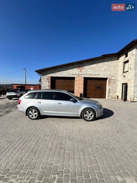 Универсал Skoda Octavia 2015 в Львове