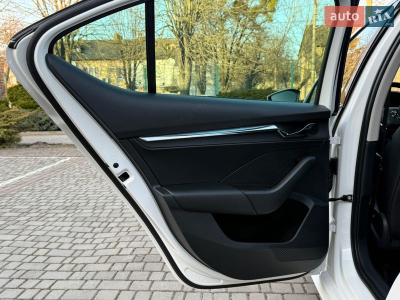 Лифтбек Skoda Octavia 2020 в Луцке