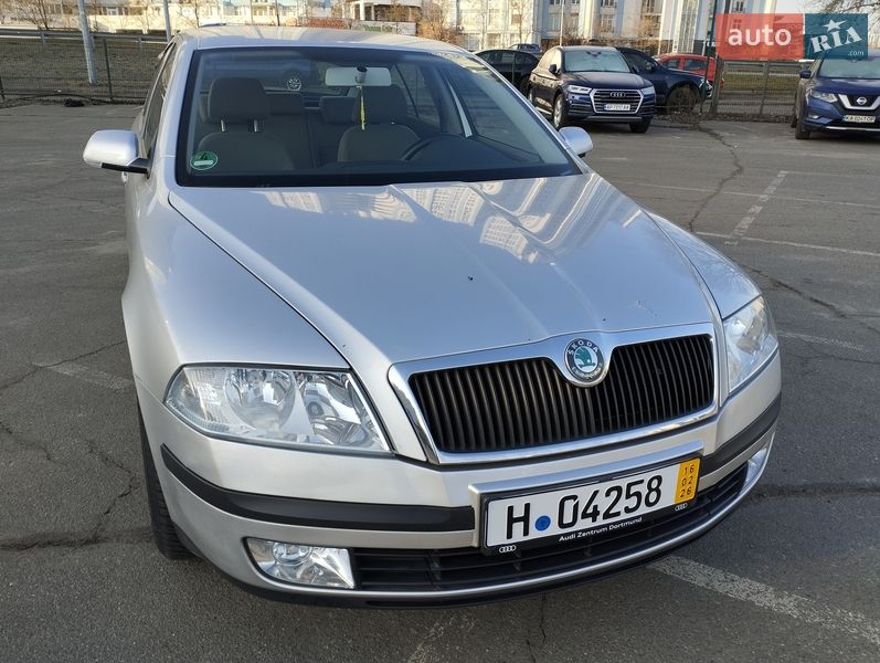 Лифтбек Skoda Octavia 2006 в Киеве
