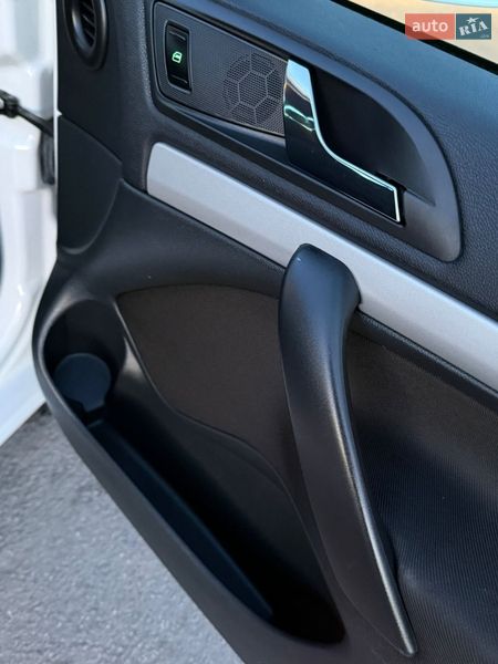 Универсал Skoda Octavia 2012 в Виннице