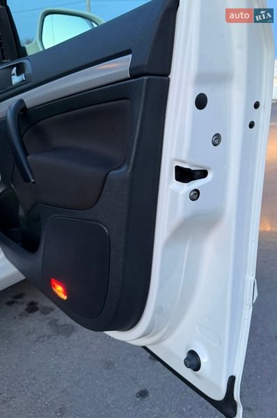 Универсал Skoda Octavia 2012 в Виннице