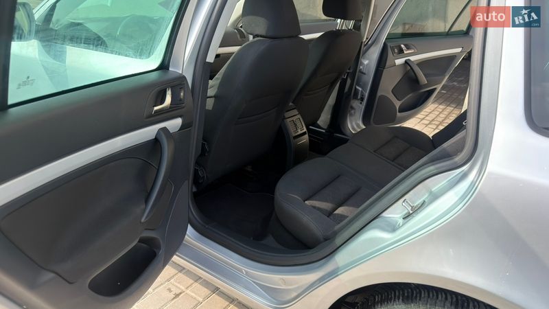 Универсал Skoda Octavia 2011 в Львове