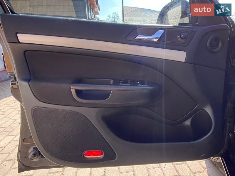 Універсал Skoda Octavia 2012 в Рівному