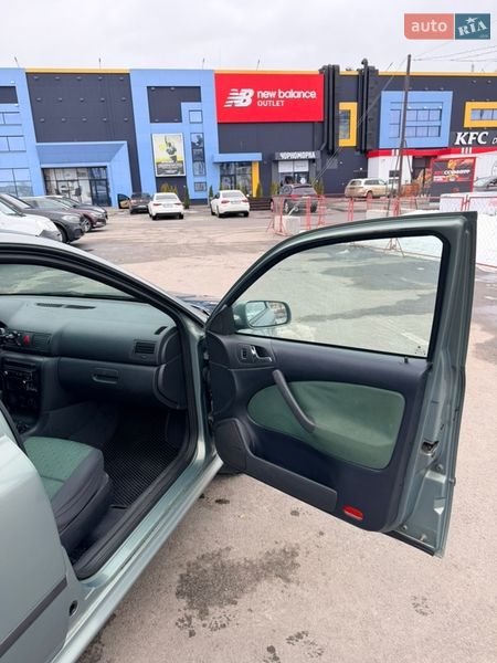 Универсал Skoda Octavia 2002 в Софиевской Борщаговке