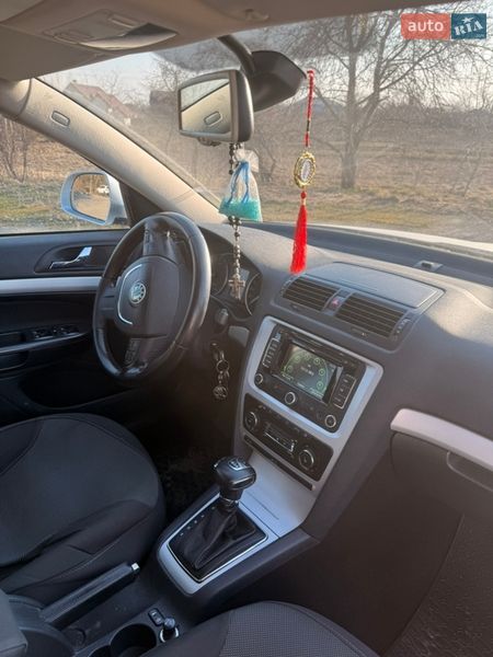 Универсал Skoda Octavia 2011 в Рогатине