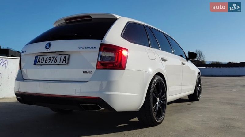 Универсал Skoda Octavia 2015 в Ужгороде