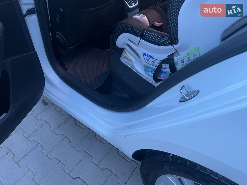 Универсал Skoda Octavia 2017 в Хмельницком