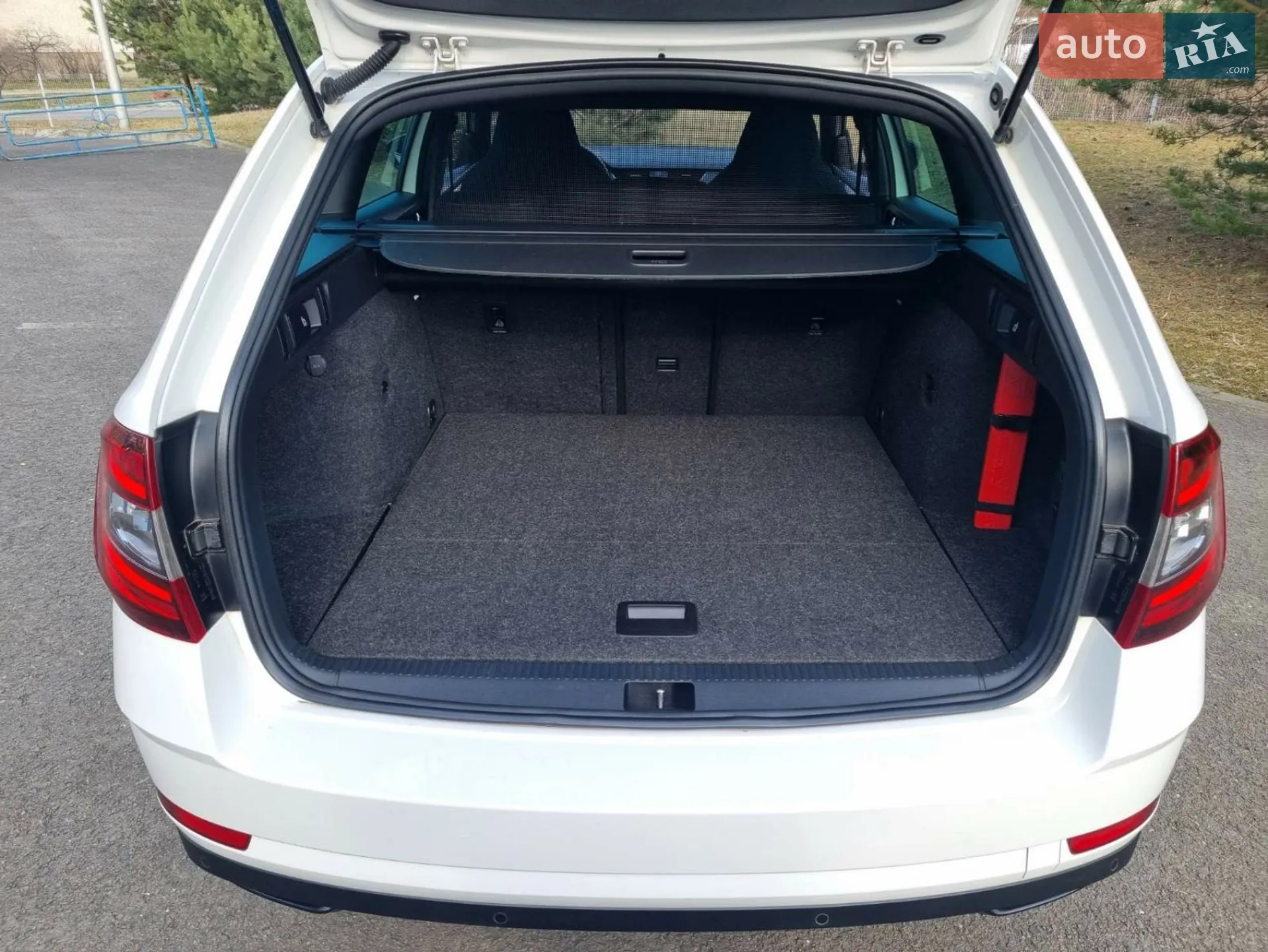 2019 Skoda Octavia - мініатюра 12