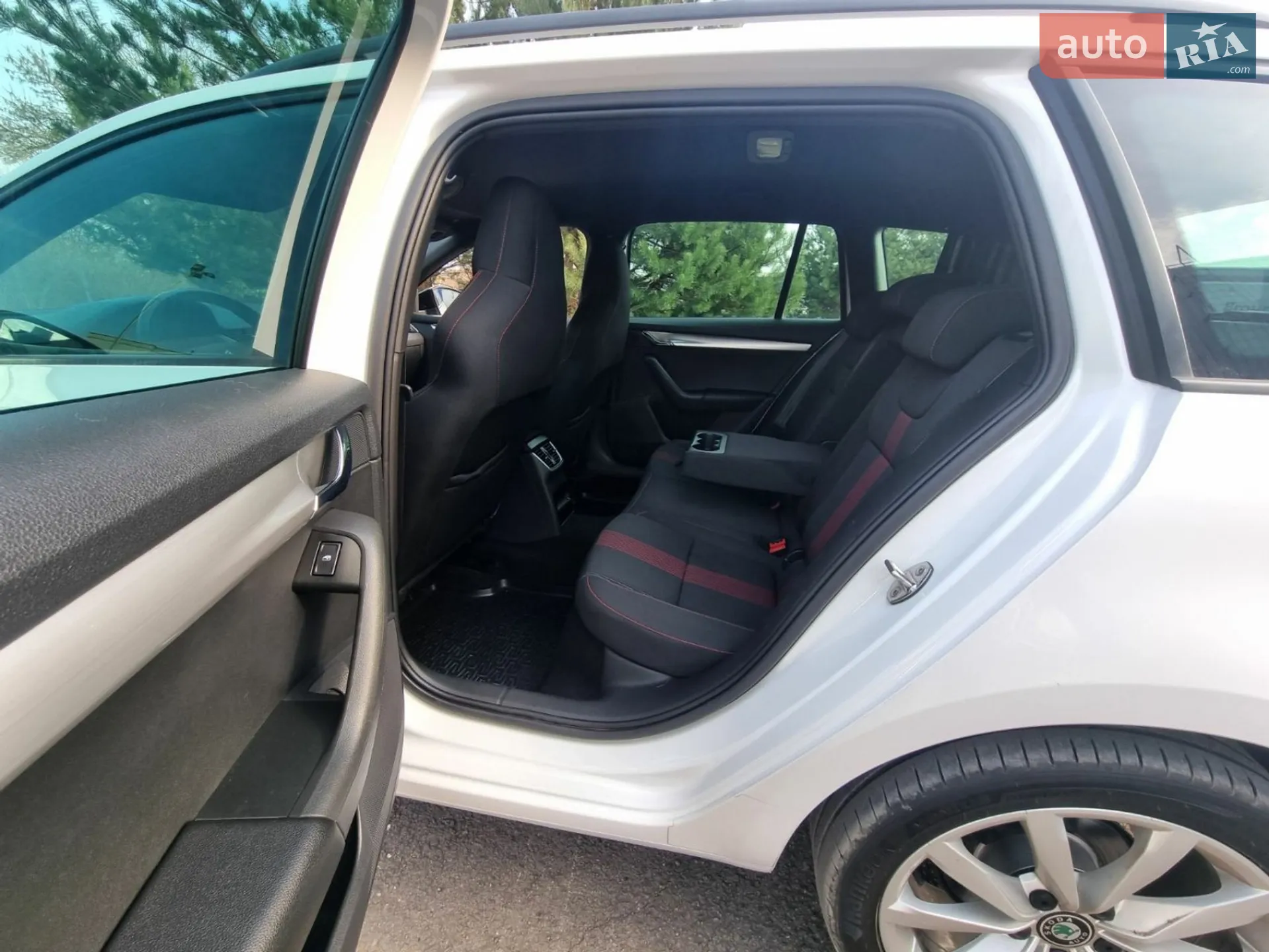 2019 Skoda Octavia - мініатюра 16