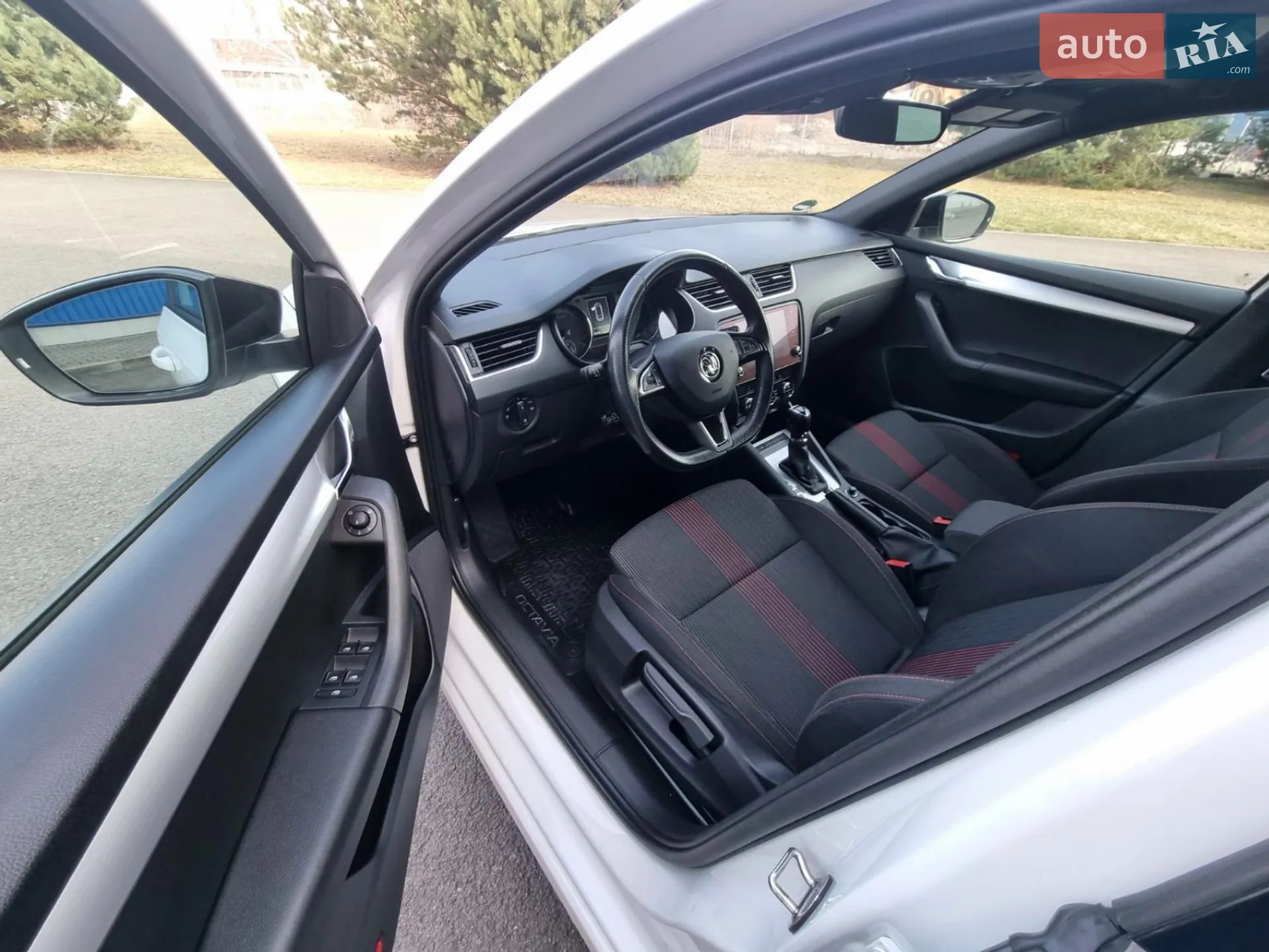 2019 Skoda Octavia - мініатюра 14