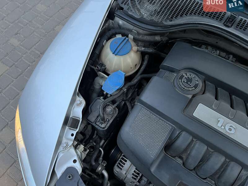 Лифтбек Skoda Octavia 2006 в Одессе