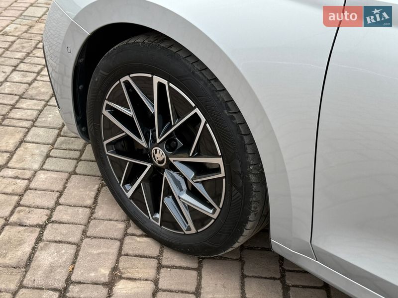 Универсал Skoda Octavia 2021 в Луцке