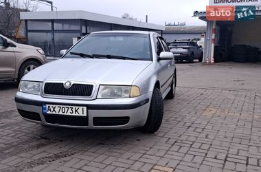Лифтбек Skoda Octavia 2003 в Харькове