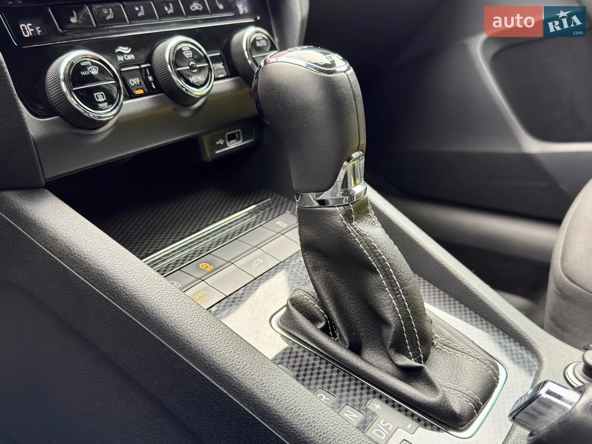 2019 Skoda Octavia - мініатюра 43