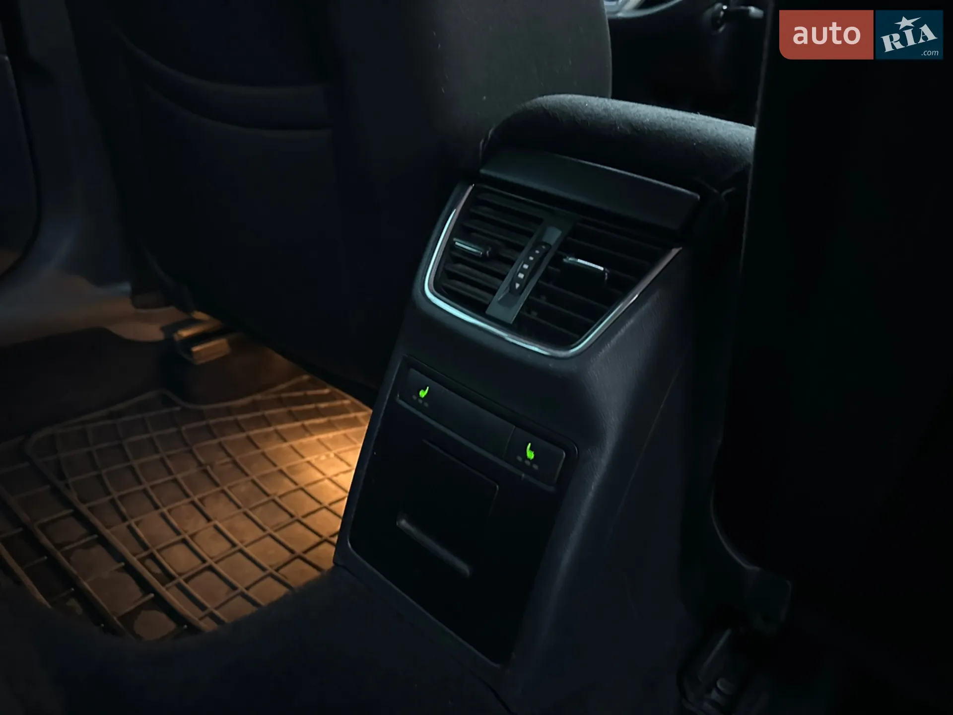2014 Skoda Octavia - мініатюра 28