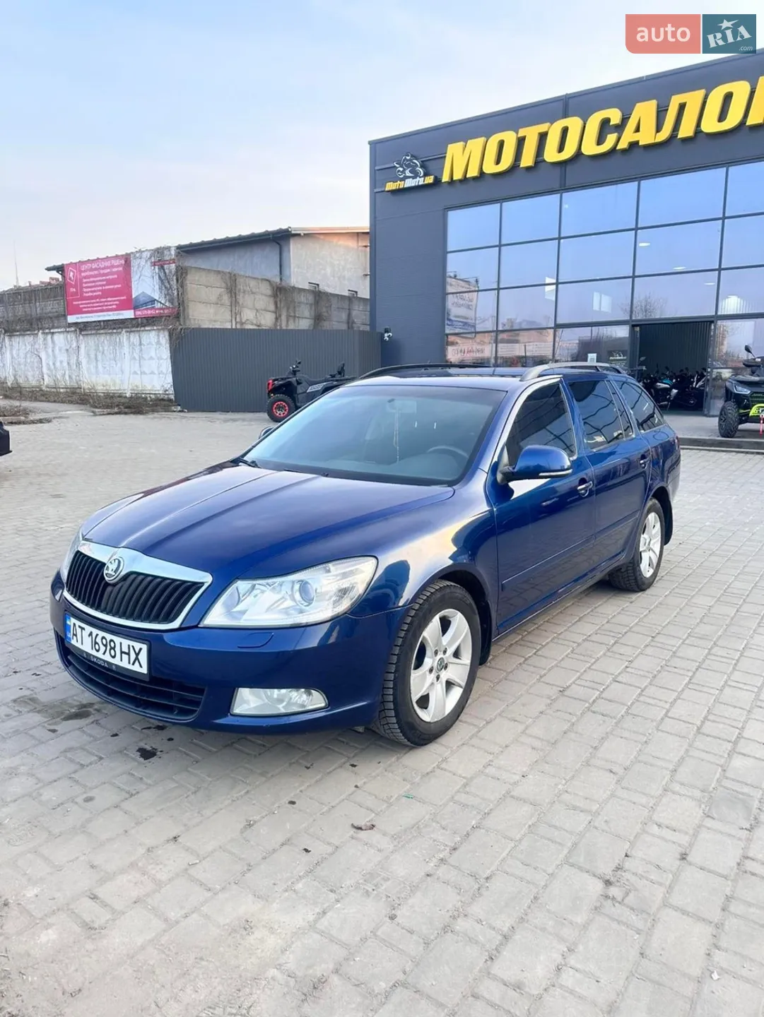 2010 Skoda Octavia - фото 1