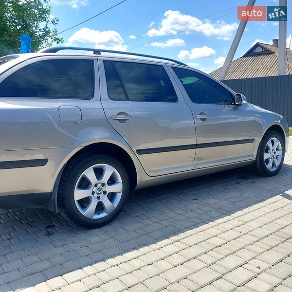 Универсал Skoda Octavia 2008 в Ольшанке