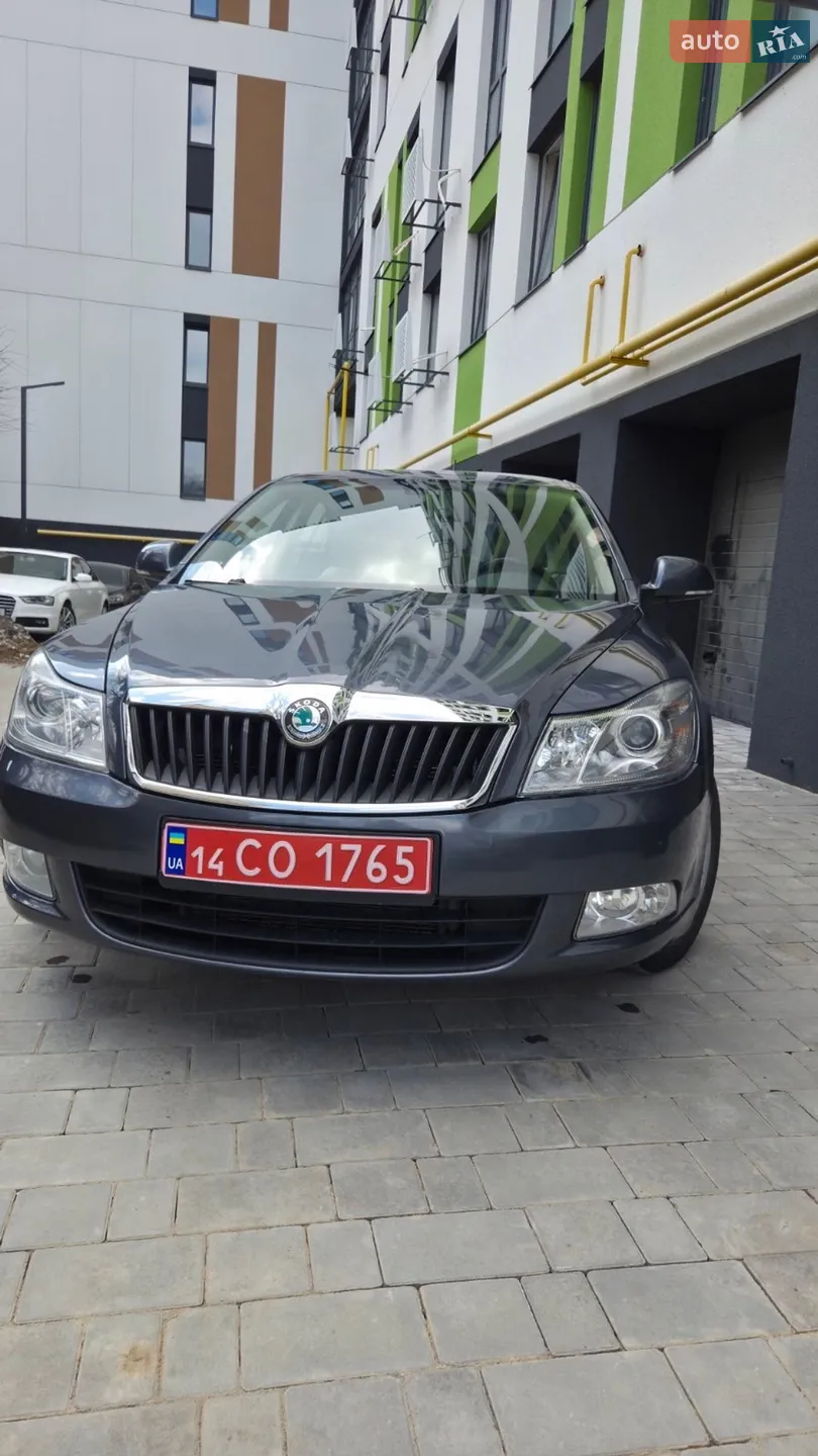 2011 Skoda Octavia - мініатюра 2