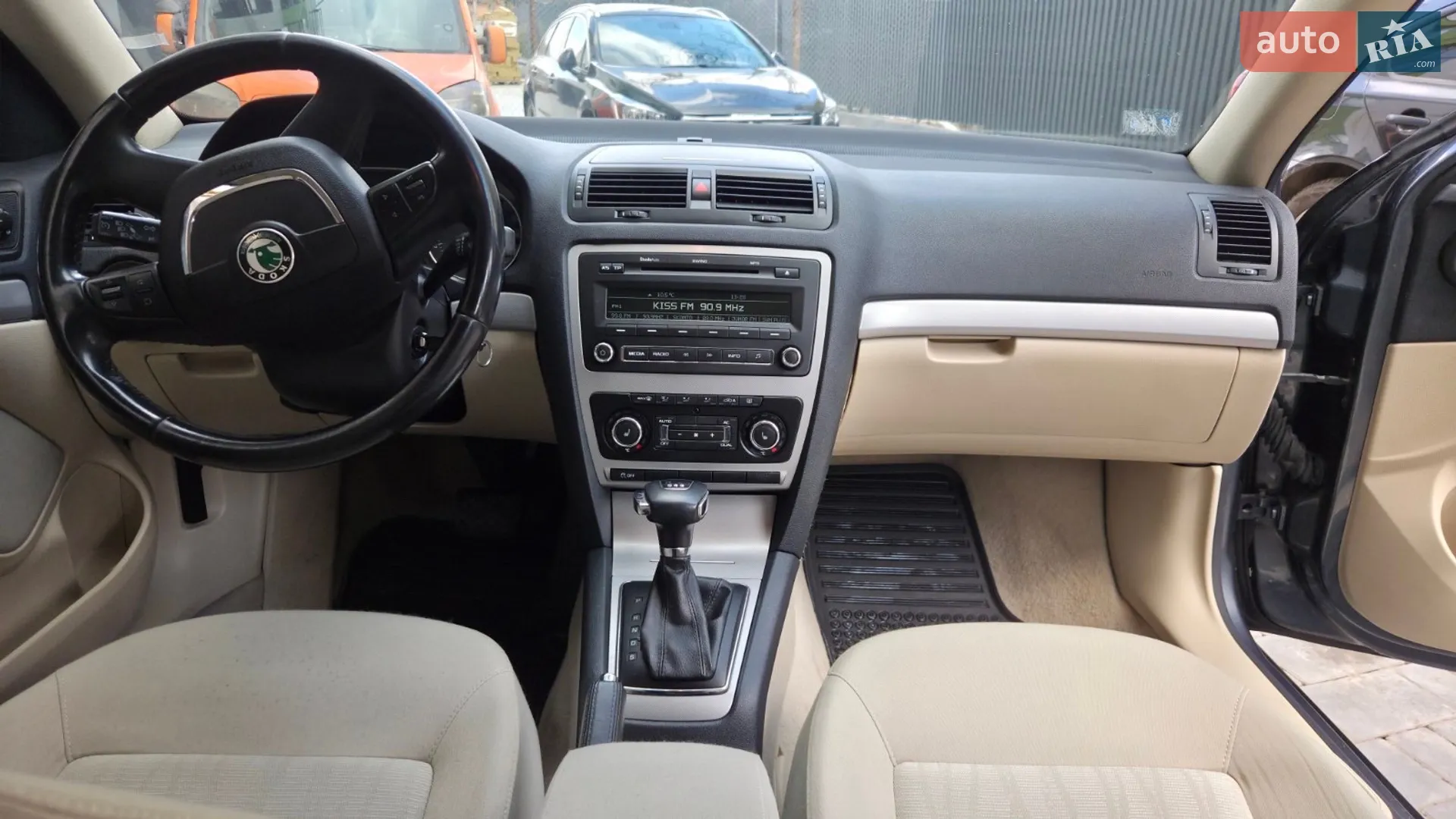 2011 Skoda Octavia - мініатюра 9