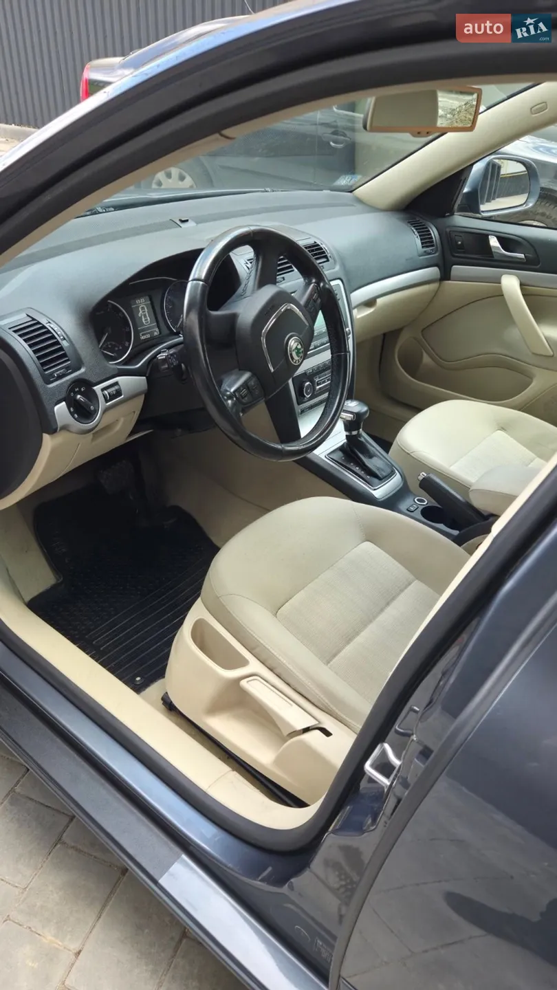 2011 Skoda Octavia - мініатюра 14