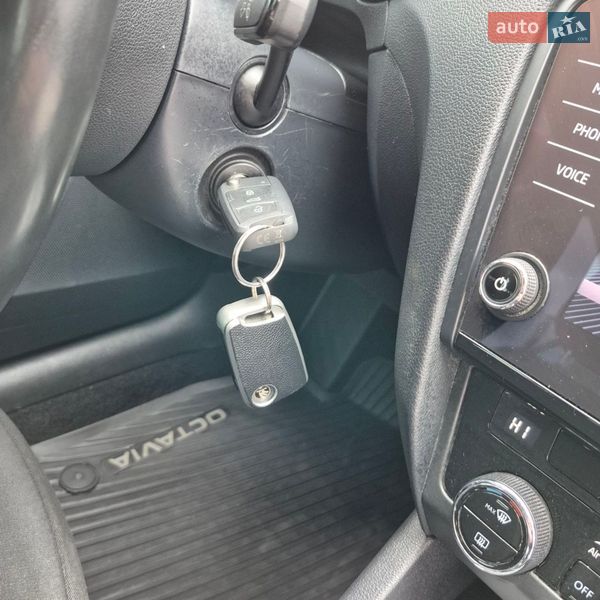 Универсал Skoda Octavia 2019 в Ровно