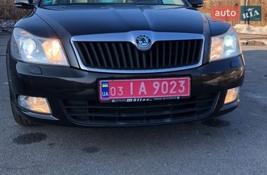 Универсал Skoda Octavia 2009 в Глухове