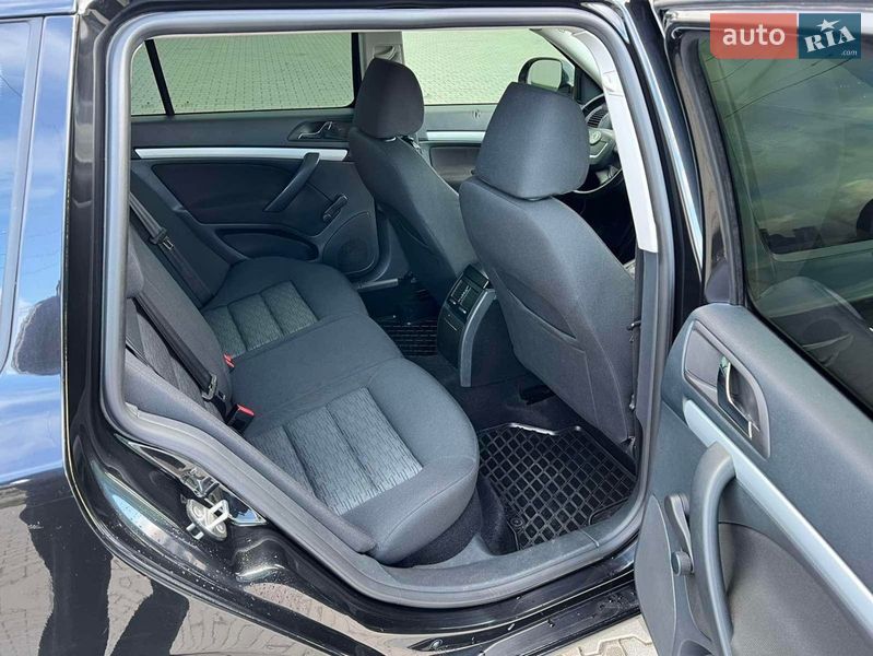 Универсал Skoda Octavia 2010 в Сторожинце