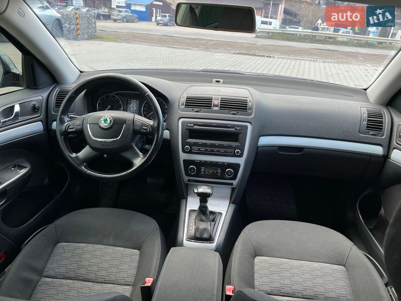 Универсал Skoda Octavia 2010 в Сторожинце