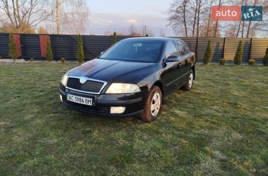 Лифтбек Skoda Octavia 2005 в Ратным