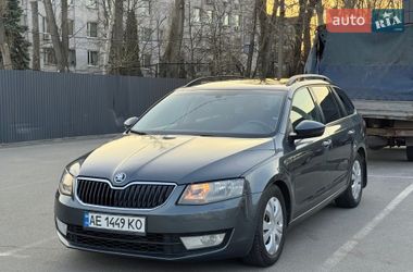 Універсал Skoda Octavia 2014 в Дніпрі