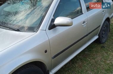 Лифтбек Skoda Octavia 1997 в Жовкве