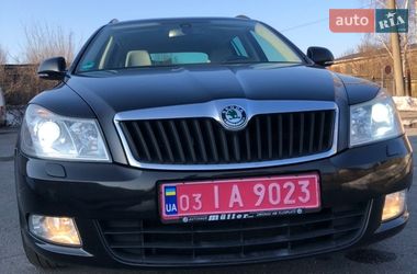 Універсал Skoda Octavia 2009 в Глухові