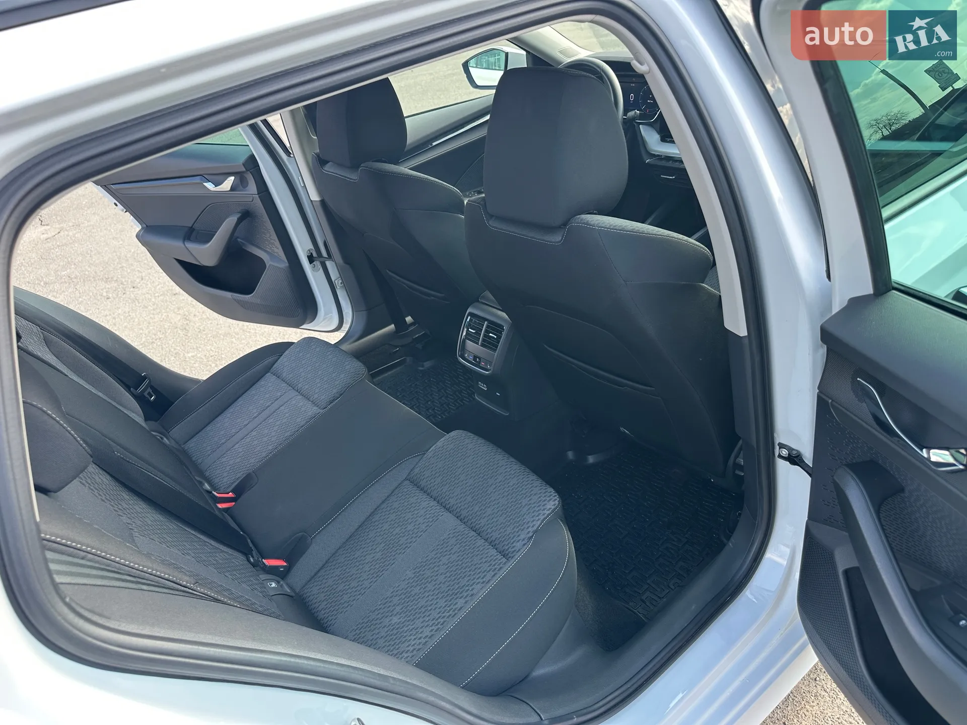 2022 Skoda Octavia - мініатюра 75