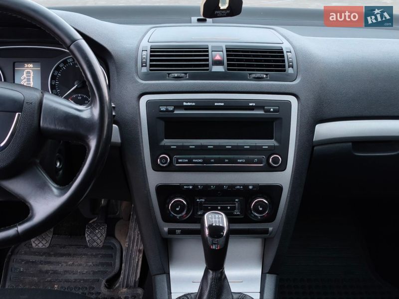 Лифтбек Skoda Octavia 2009 в Кривом Роге фото 3 Лифтбек Skoda Octavia 2009 в Кривом Роге