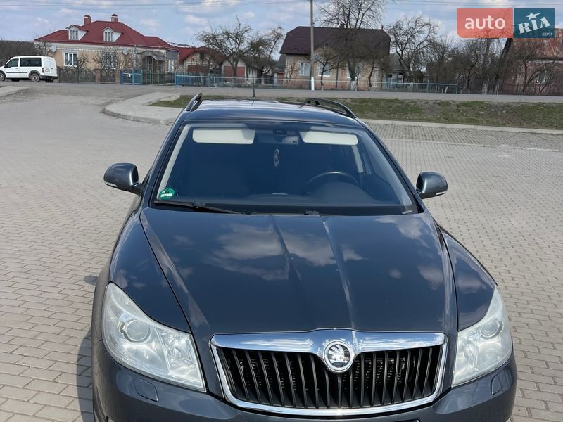Универсал Skoda Octavia 2010 в Бучаче