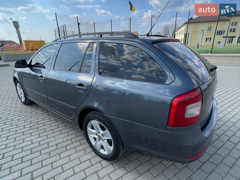 Универсал Skoda Octavia 2010 в Бучаче
