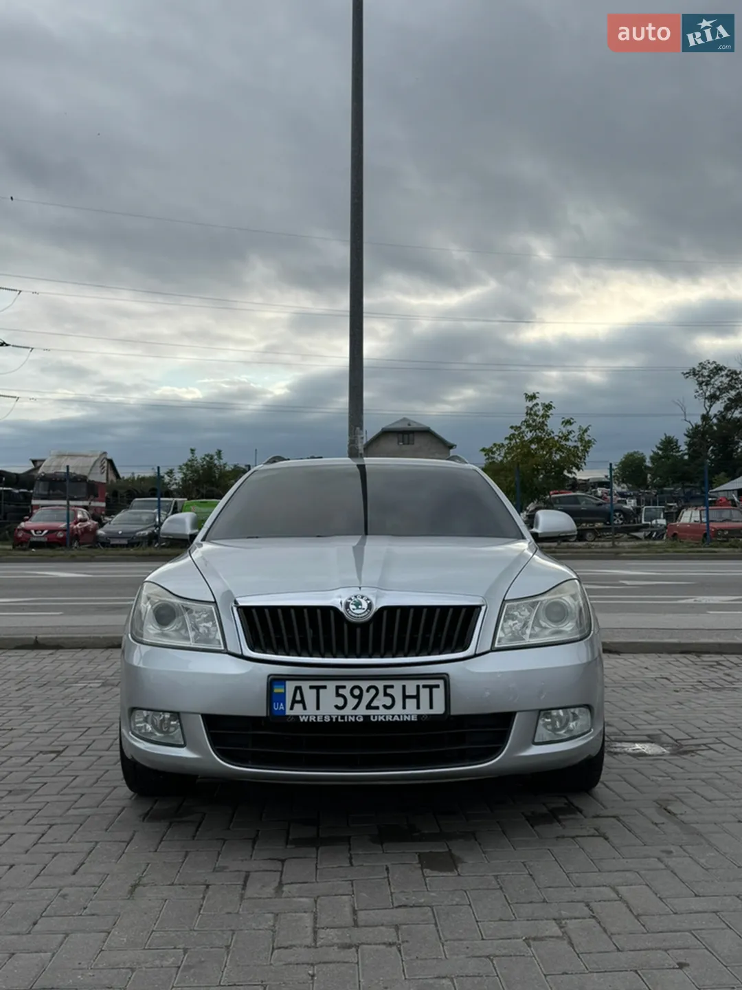 2010 Skoda Octavia - мініатюра 3