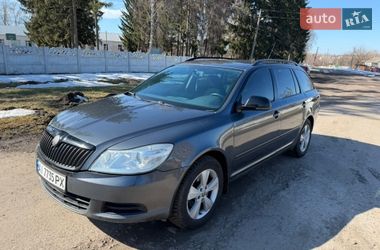 Универсал Skoda Octavia 2009 в Попельне