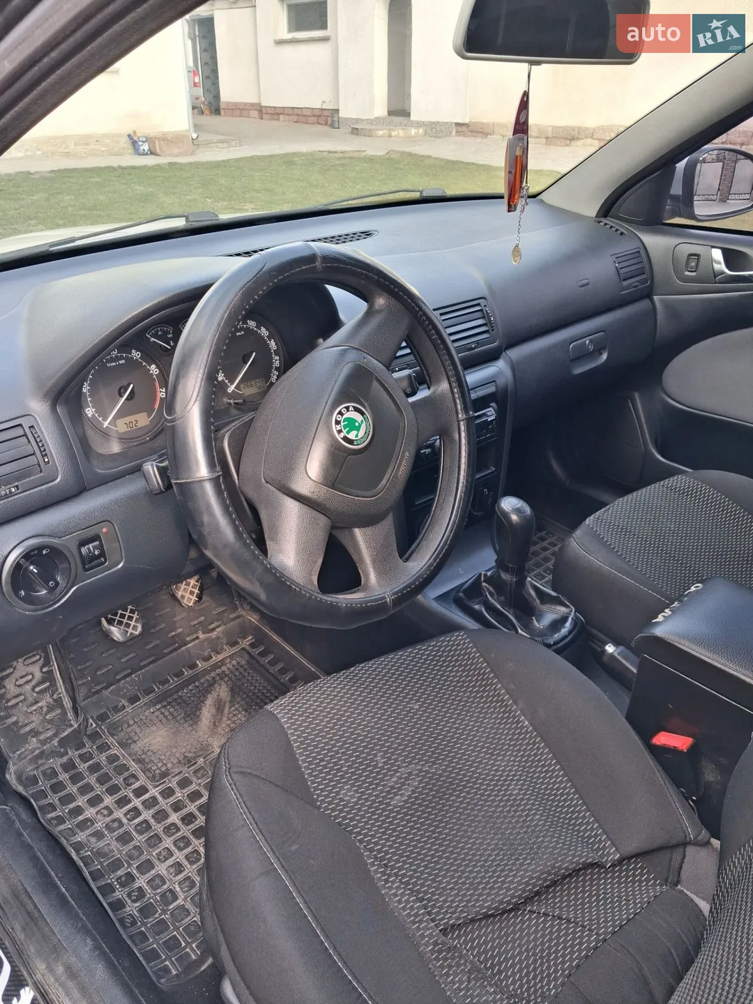 2010 Skoda Octavia - мініатюра 4