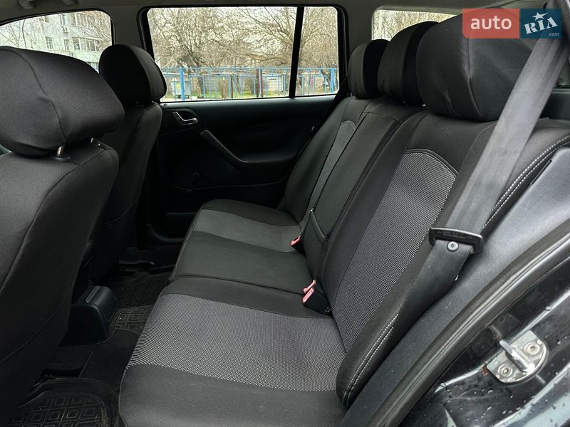 Універсал Skoda Octavia 2004 в Миколаєві