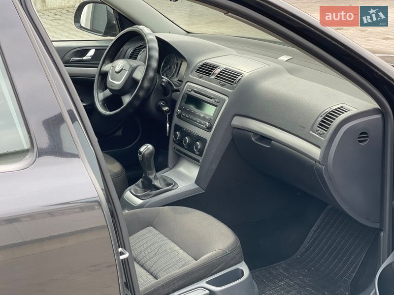 Лифтбек Skoda Octavia 2012 в Нововолынске