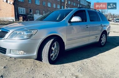 Універсал Skoda Octavia 2012 в Стебнику