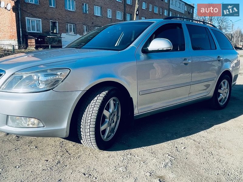 Skoda Octavia 2012 Skoda Octavia 2012