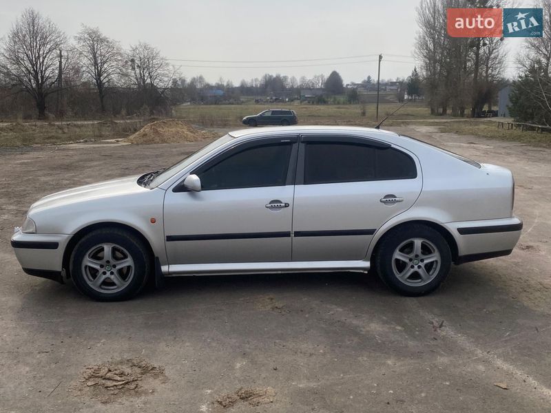 Skoda Octavia 2000